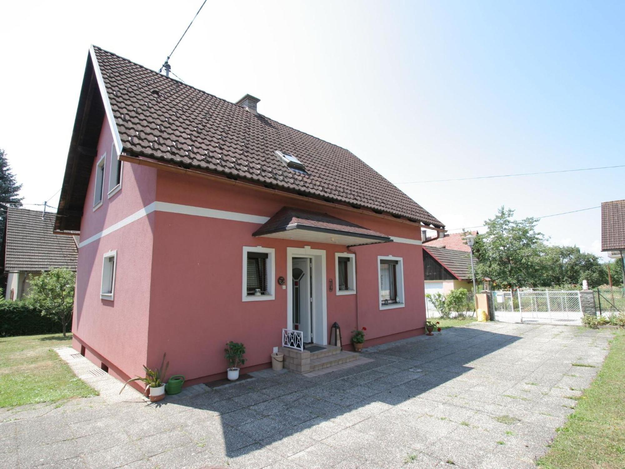 Modern Apartment With Garden Near The Petzen Ski Area In Eberndorf Carinthia Exterior photo