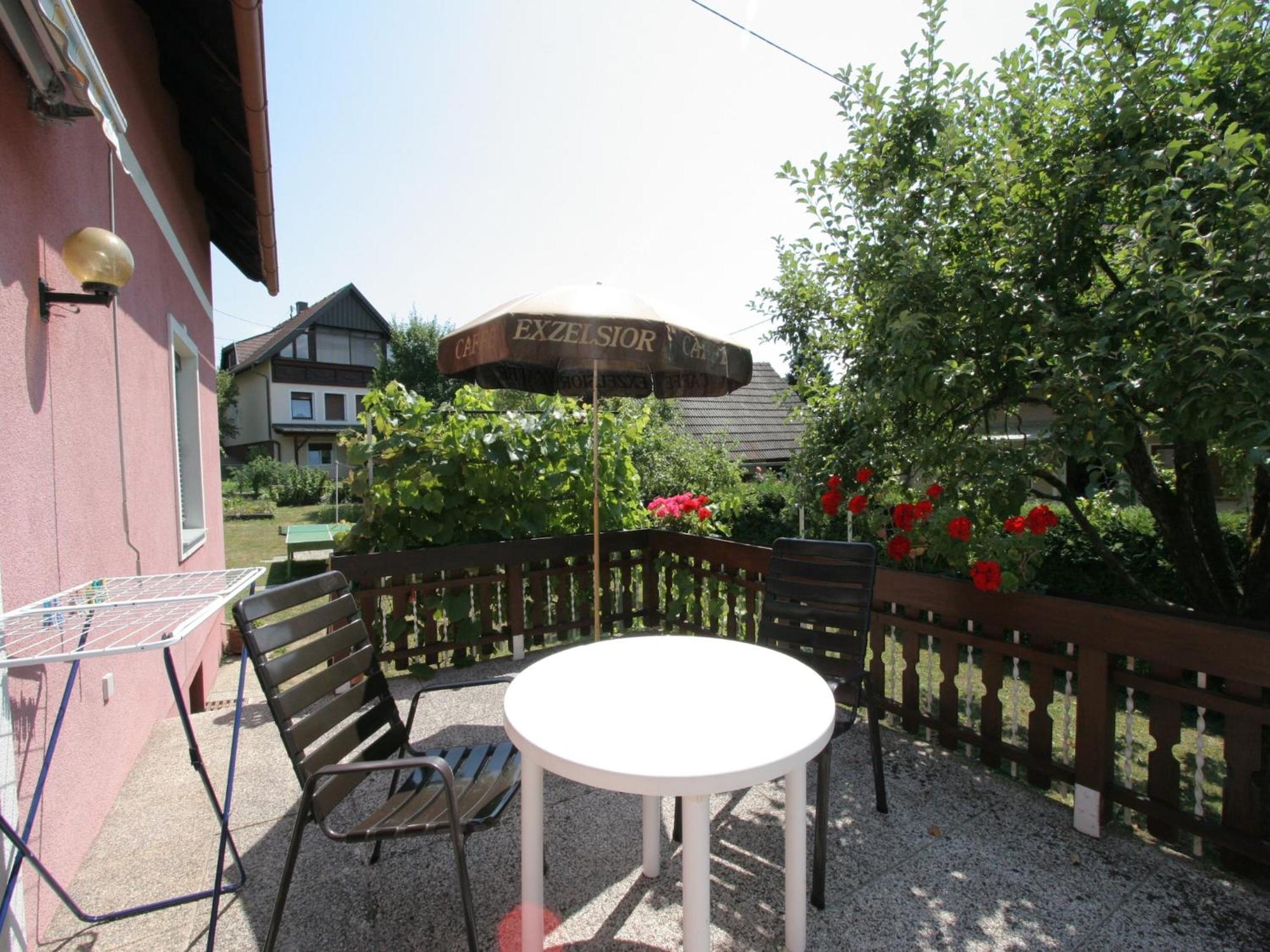 Modern Apartment With Garden Near The Petzen Ski Area In Eberndorf Carinthia Exterior photo