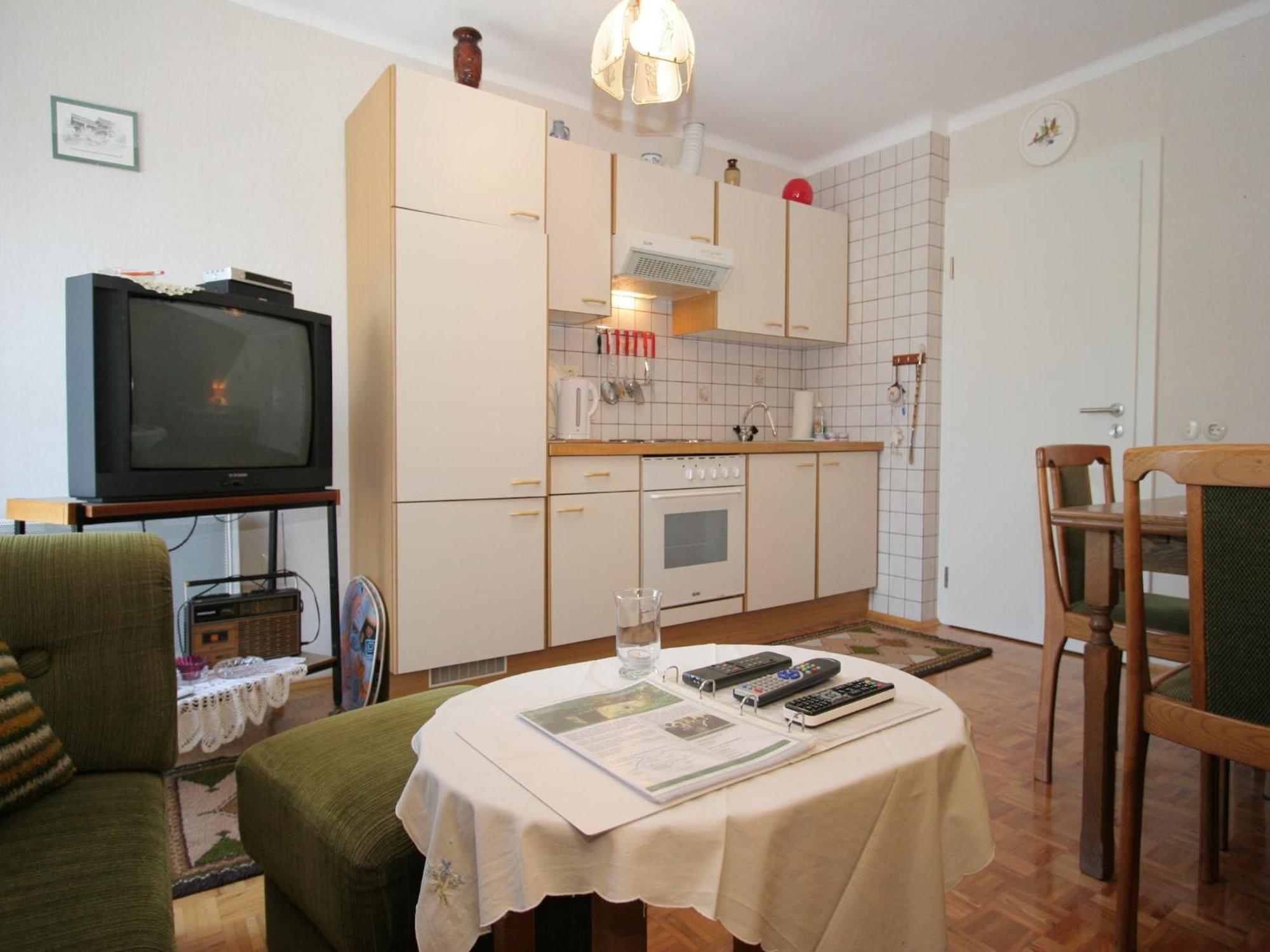 Modern Apartment With Garden Near The Petzen Ski Area In Eberndorf Carinthia Exterior photo